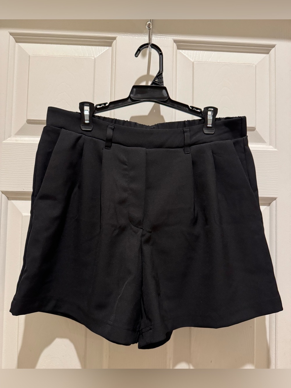 32 Cool women’s shorts size small